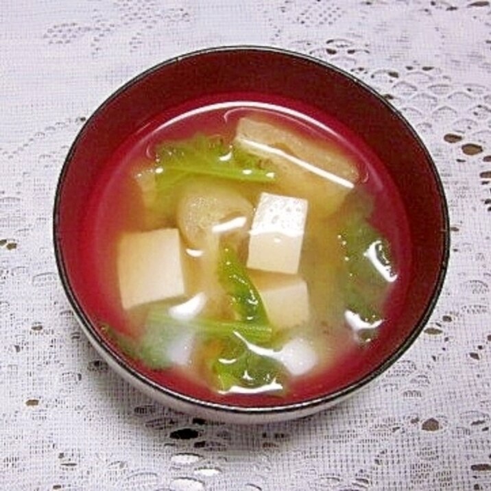 ほうれん草・絹ごし豆腐・油揚げの味噌汁